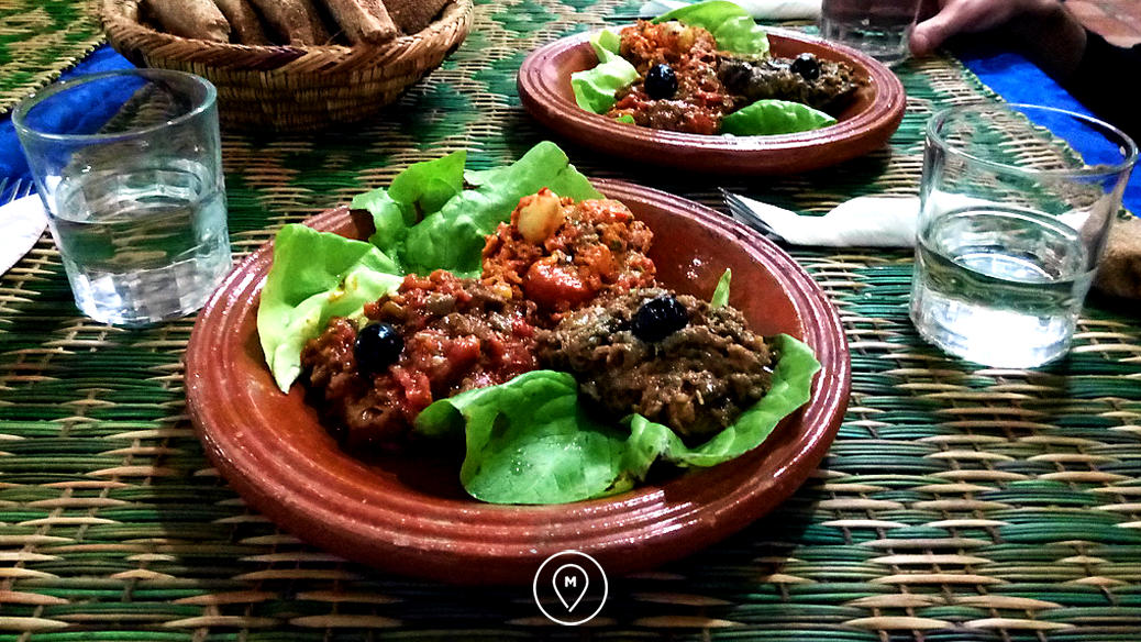 Закуски в ресторане национальной кухни в Марокко