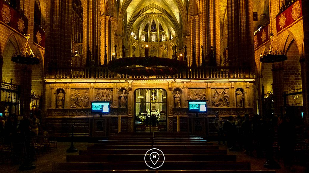 кафедральный собор Барселоны – Святого Креста и Святой Евлалии внутри