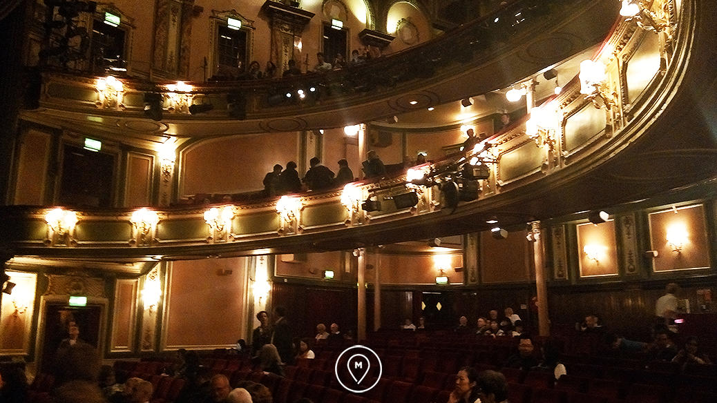 Театр ее Величества в Лондоне - мюзикл "Призрак оперы"